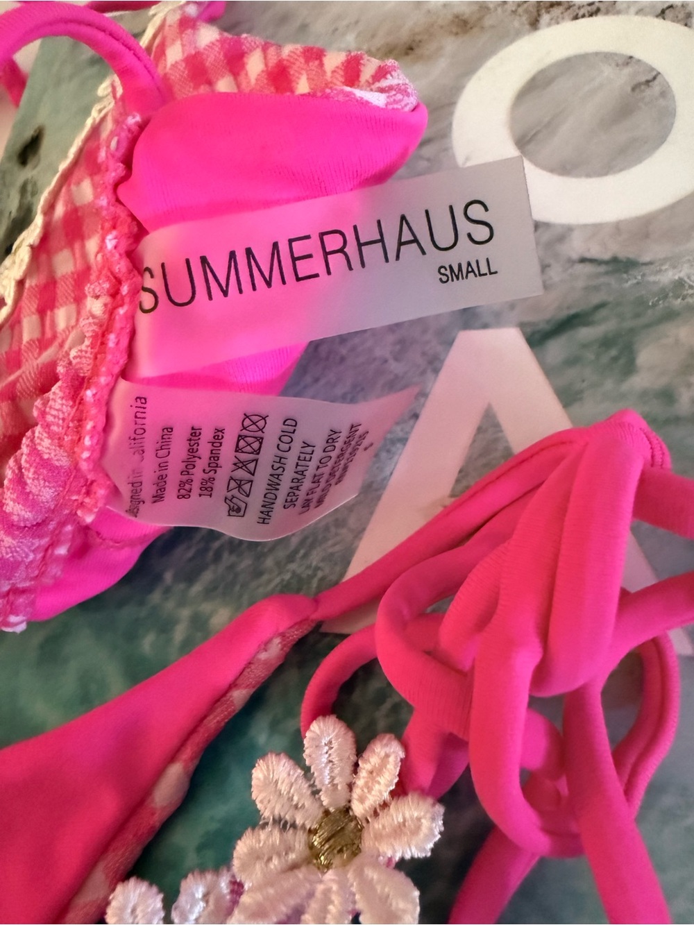 Beach Bunny summerhaus Pink Gingham Daisy Trim Bikini - Picture 7 of 8